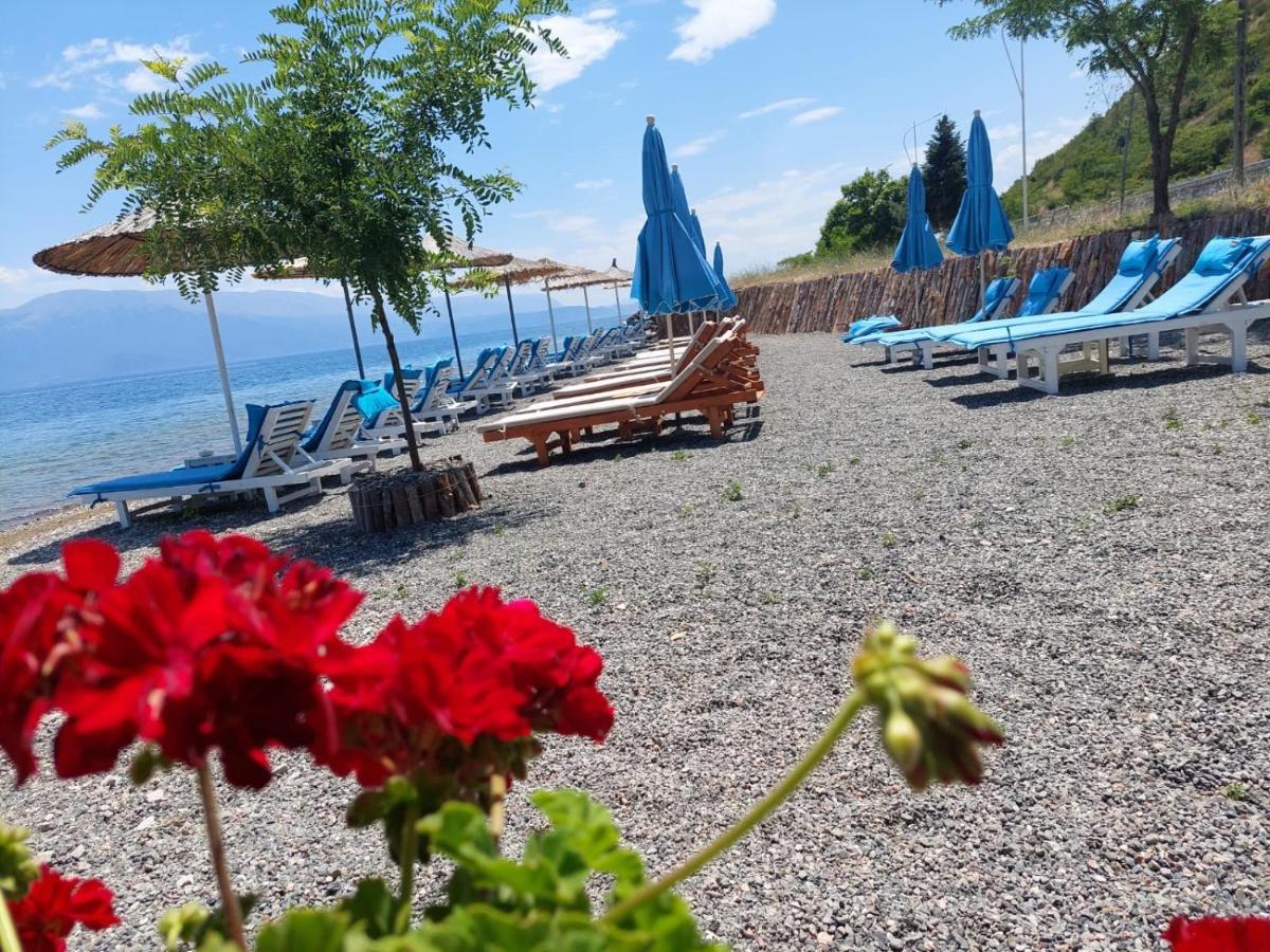 Hotel Vila Toska Piskupat Dış mekan fotoğraf