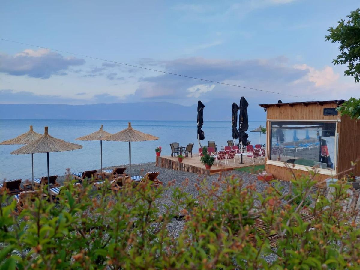 Hotel Vila Toska Piskupat Dış mekan fotoğraf