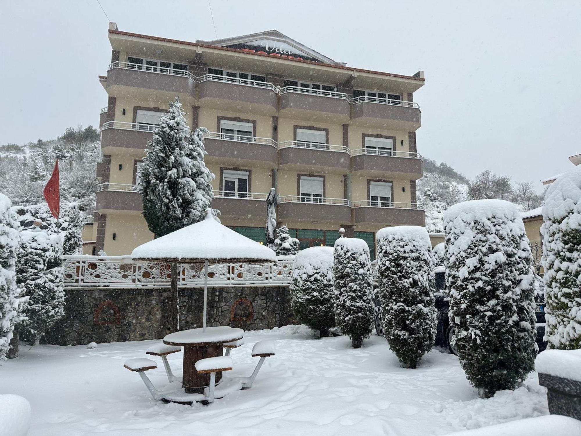 Hotel Vila Toska Piskupat Dış mekan fotoğraf