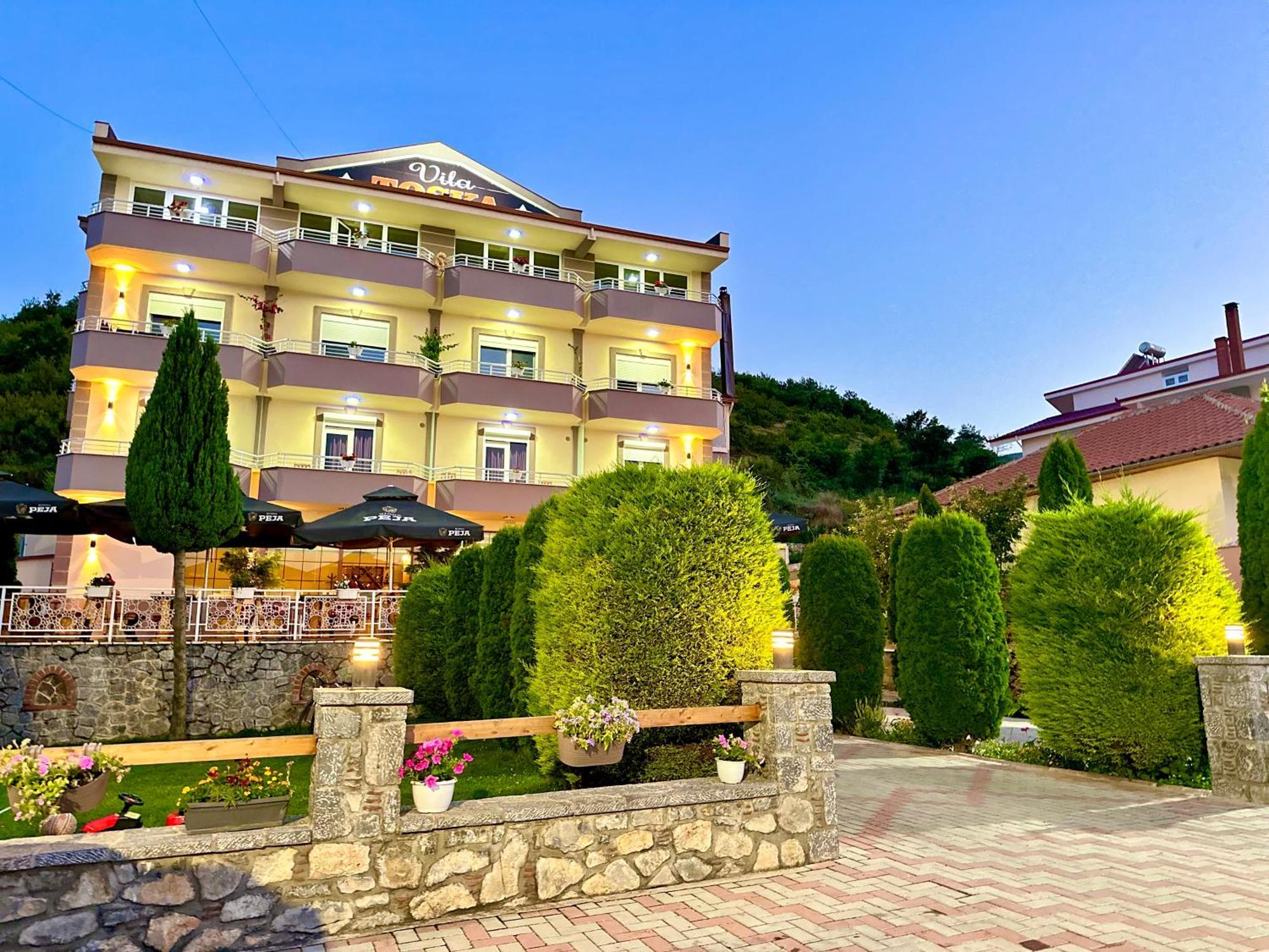 Hotel Vila Toska Piskupat Dış mekan fotoğraf