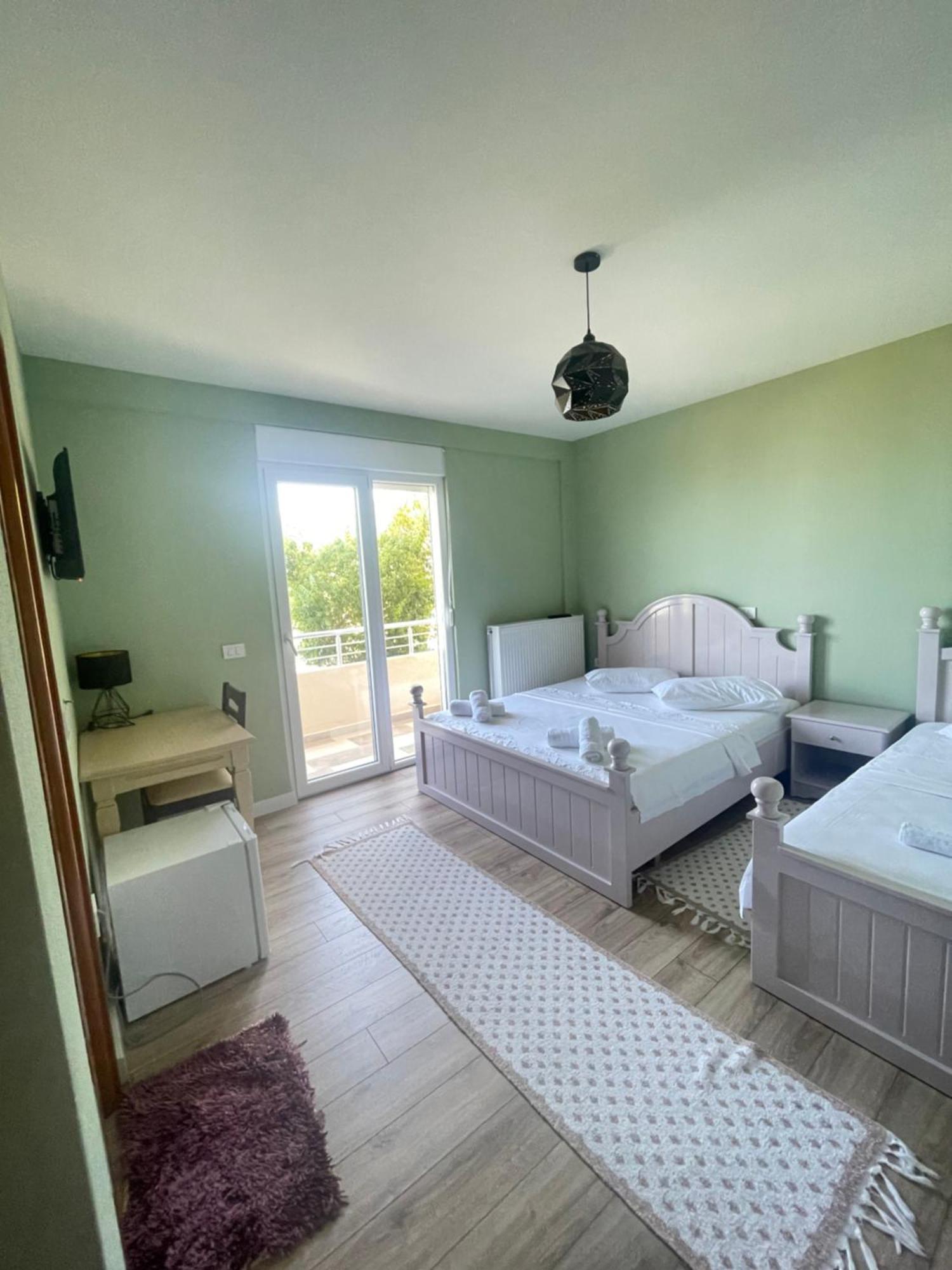 Hotel Vila Toska Piskupat Dış mekan fotoğraf